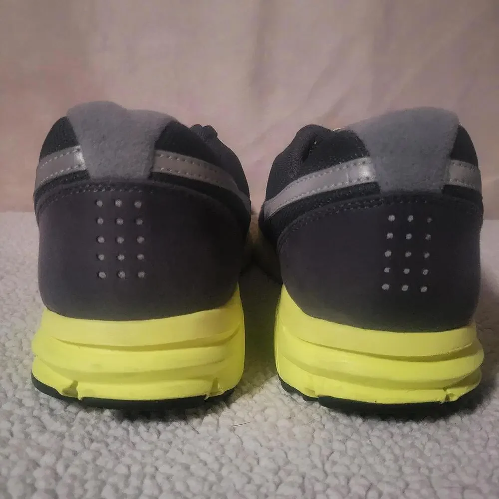 Nike lightweight daily